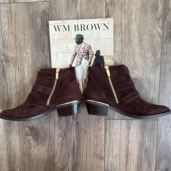 Western/Cowboy Vince Camuto Tipper Brown Suede Bootie! - Picture 2 of 4